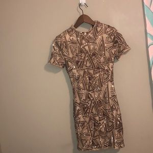 Forever 21 rose gold sequins dress
